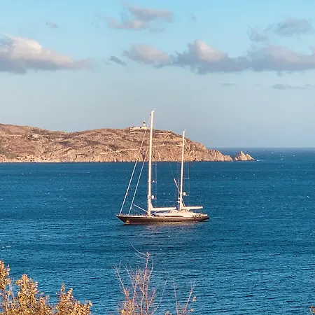 Il Tramonto Καλβί