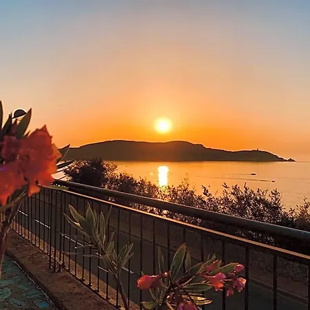 Il Tramonto Otel 2*